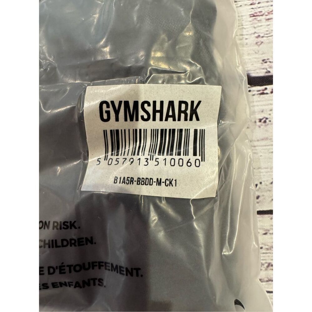 Gymshark NEW Adapt Camo Seamless Tank in Black Size Medium - Picture 3 of 4